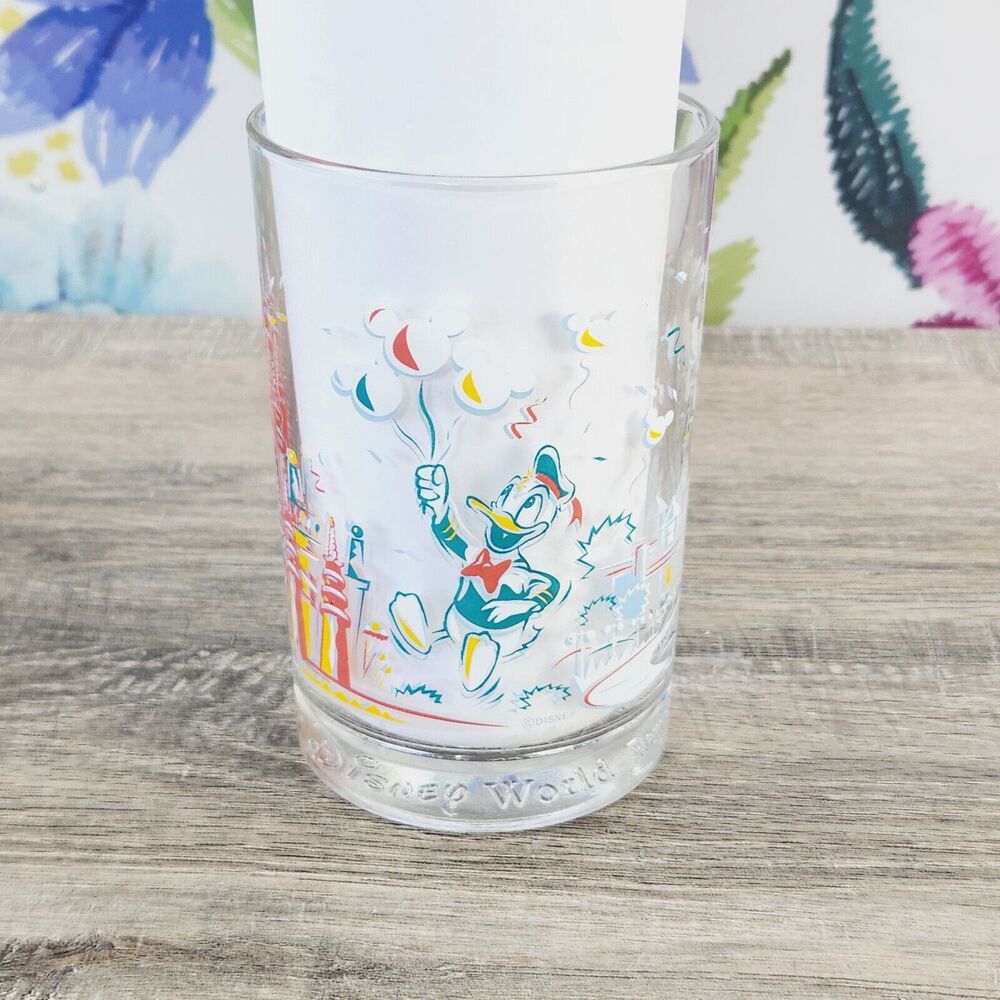 Disney WDW 25th Anniversary Remember the Magic McDonald's Glass Donald Duck 1996